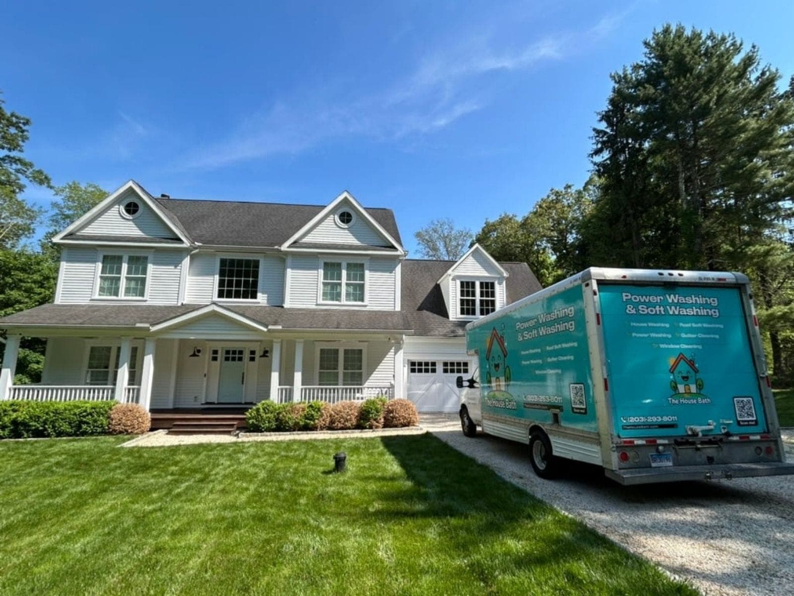 Trusted Commercial Exterior Cleaning Contractor in Connecticut