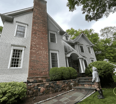Top 5 Signs Your Fairfield County Home Needs Power Washing